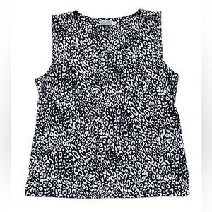 JM Collection top in XL, Black and White
